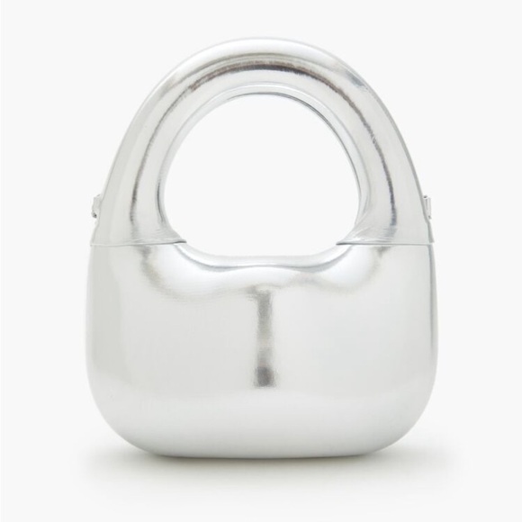 BOGO Hard Sided, Silver Chain Handle Women's Bag - Picture 4 of 4